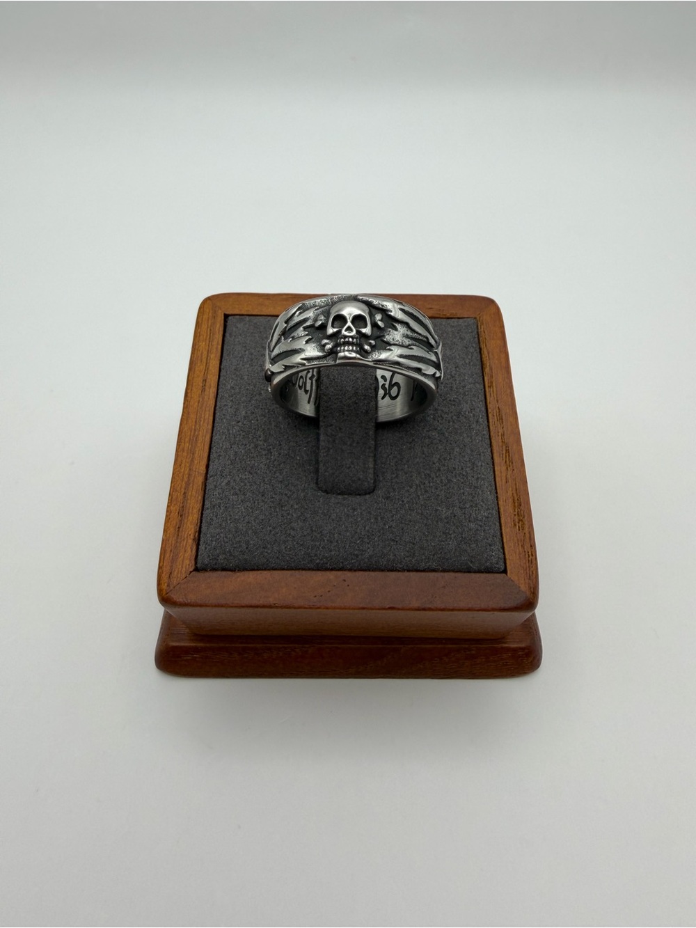 Skull Band Ring